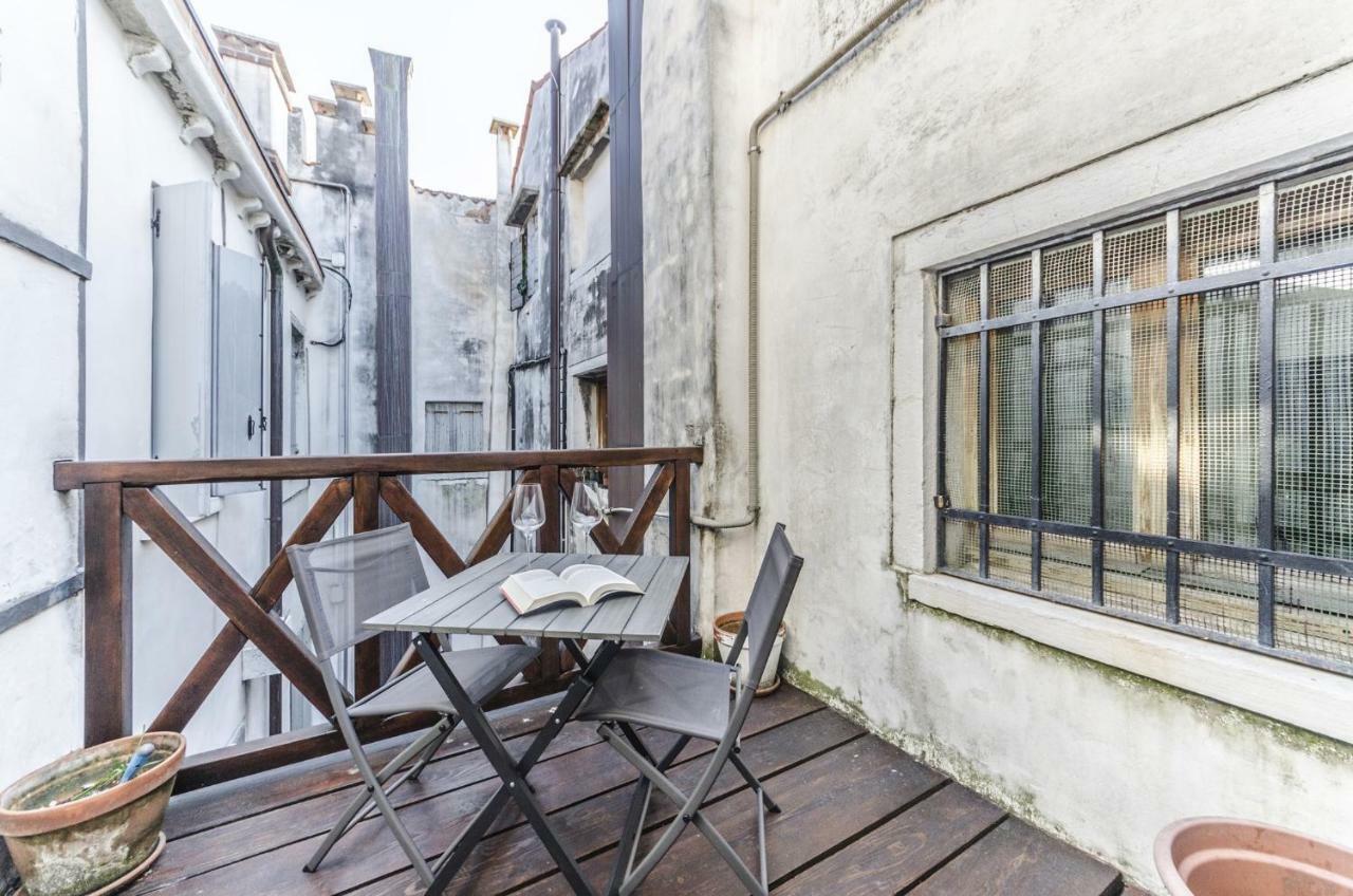 Apartamento Maurizio House - Near The Train Station Venecia Exterior foto